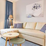 Agua VI & Seasonal Pool By Ele Apartments